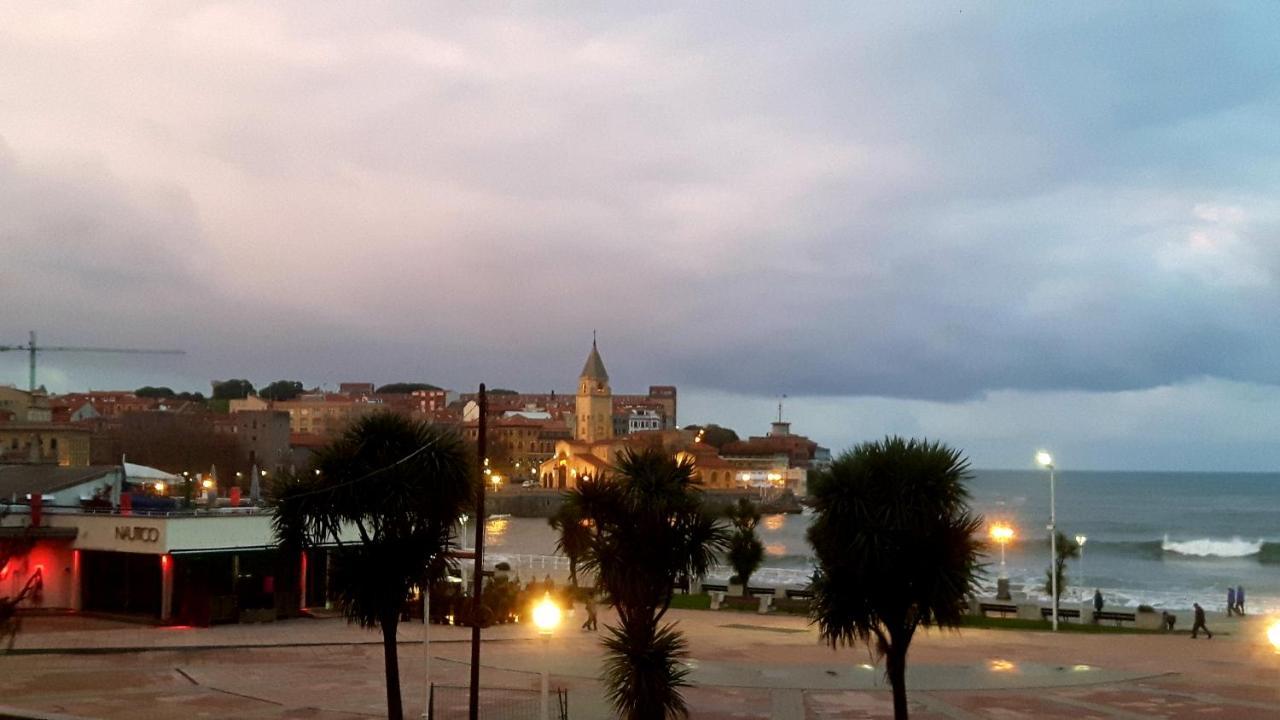 Apartamento La Escalerona Con Vistas Al Mar Appartement Gijón Buitenkant foto